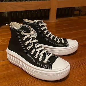 Barely worn black high top platform converse sz 7.5